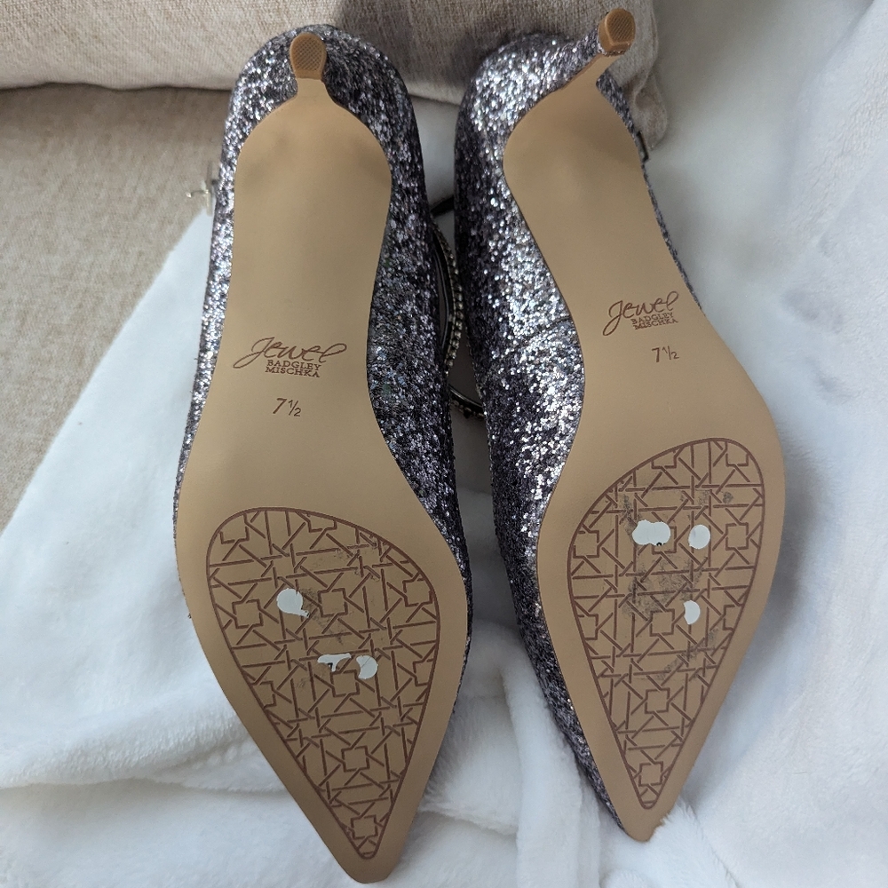Badgley Mischka Jewel Heels - Picture 4 of 4